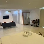 Francesca Guest House